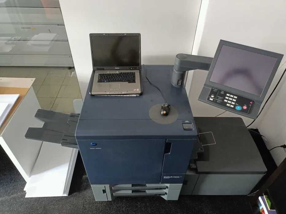 Imprimanta productie Konica PRESS 1070P (Accurio), Banner 33x120 cm