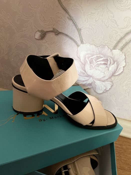 Женская обувь басоножки туфли