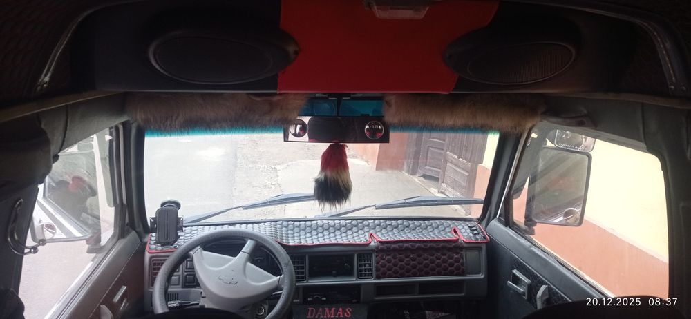 damas sotiladi yili 1999