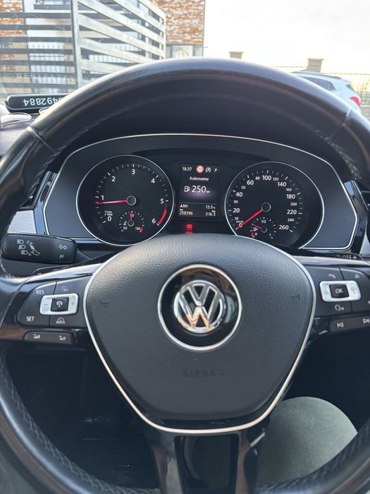 Passat B8 2.0 tdi 150cp automat fara adblue
