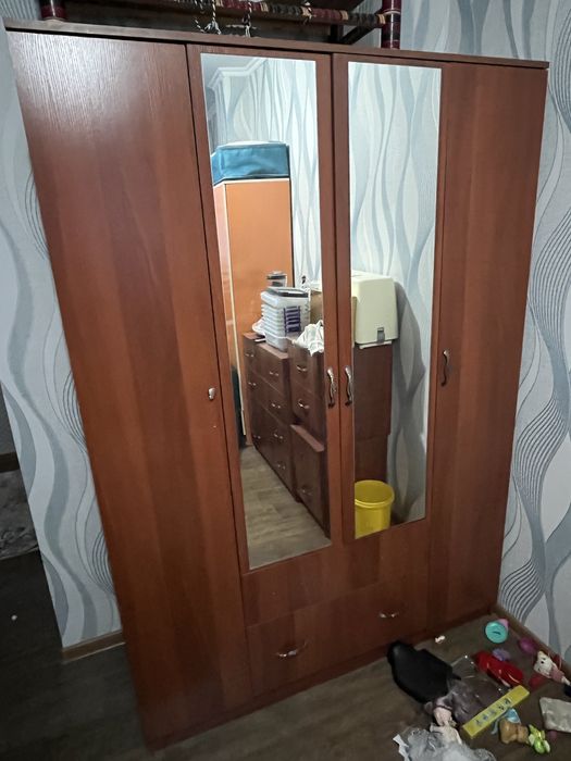 Шкаф, спальный гарнитур,тумба,тримо