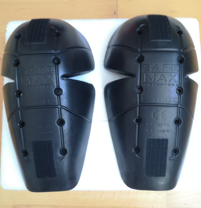 Protectii moto hard omologate certificate umar coate genunchi coloana spate solduri cotiere genunchiere cross enduro  atv bike skate