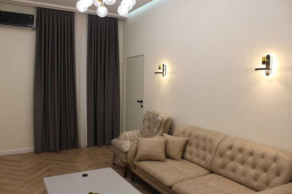 Улица Бабура  3/3/3  78м²  быв.Яккасарайский ЗАГС