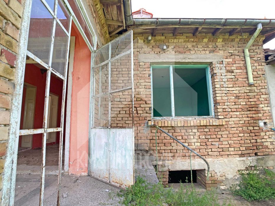 Продава се Къща в Нови пазар - 90 кв.м за 102 €/кв.м - Снимка #7