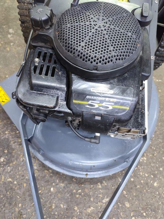 Самоходна косачка за голяма Трева !