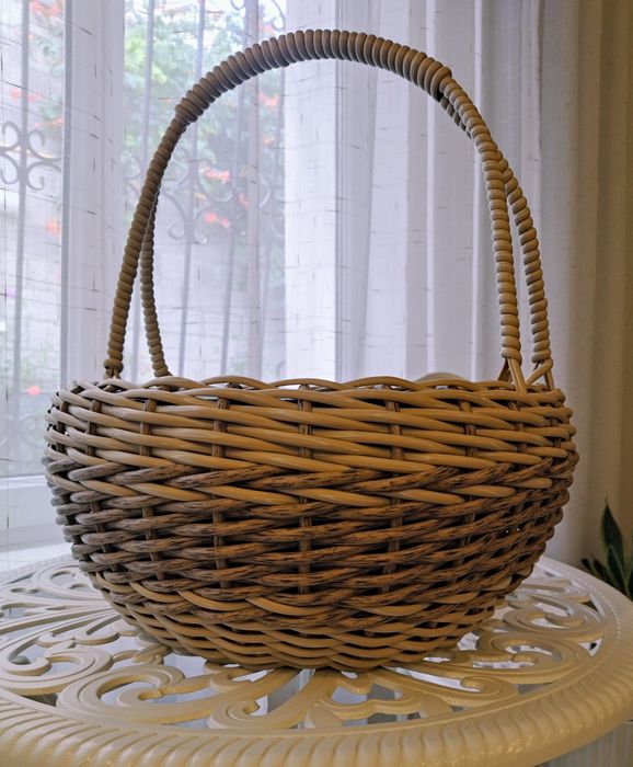 Кашпо из ротанга