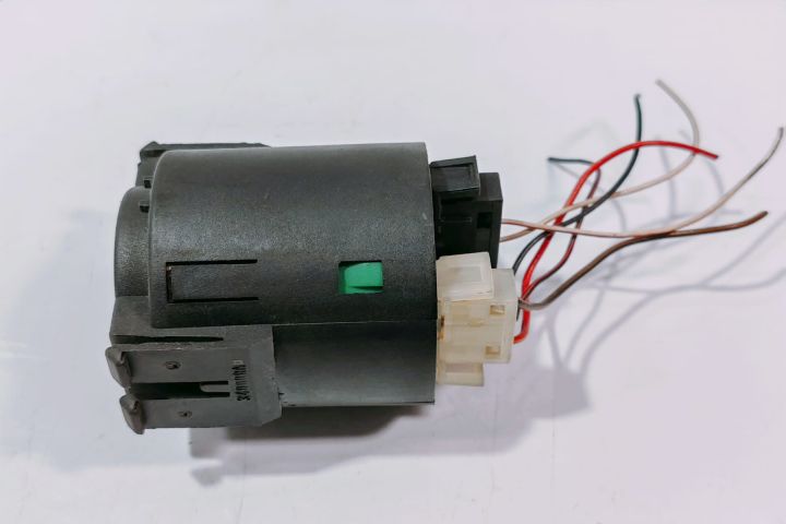 Sirena  alarma 65818360995 BMW Seria 5 E39 (facelift) seria