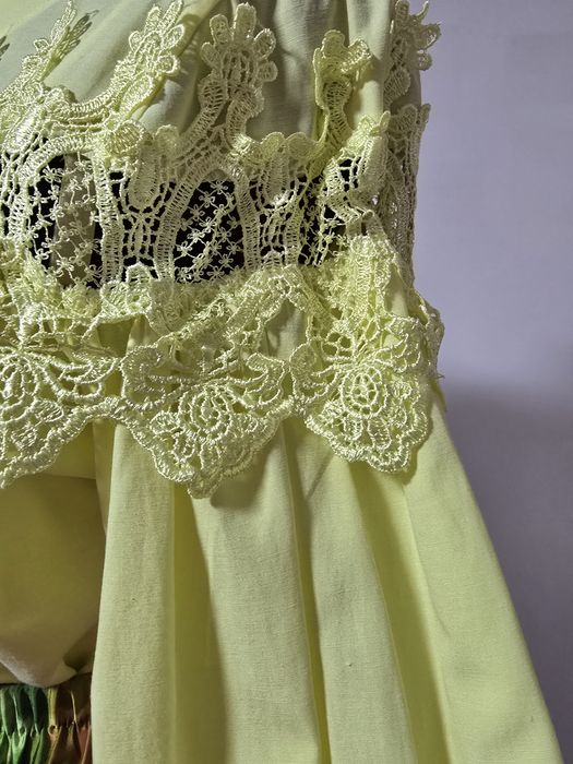 Camasa brodata manual, umeri bufanti