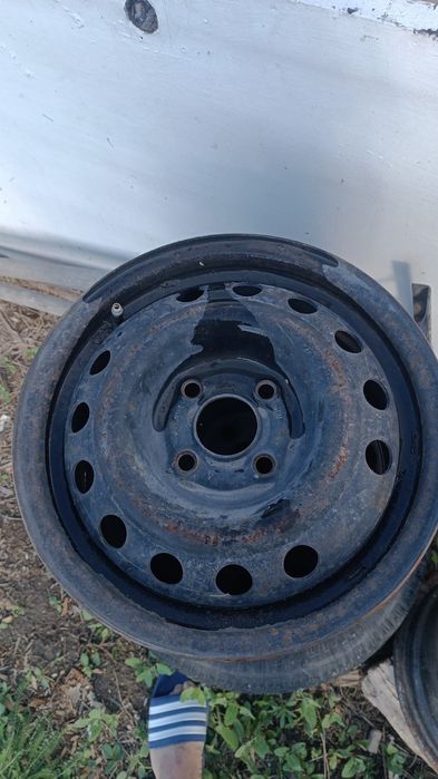 Срочно продам диски