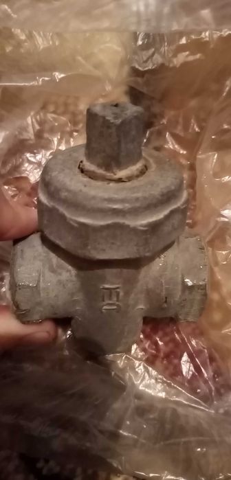 Выключатели, подрозетники