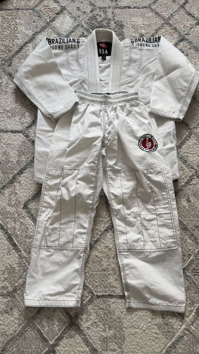 Продам кимоно для джиу-джитсу