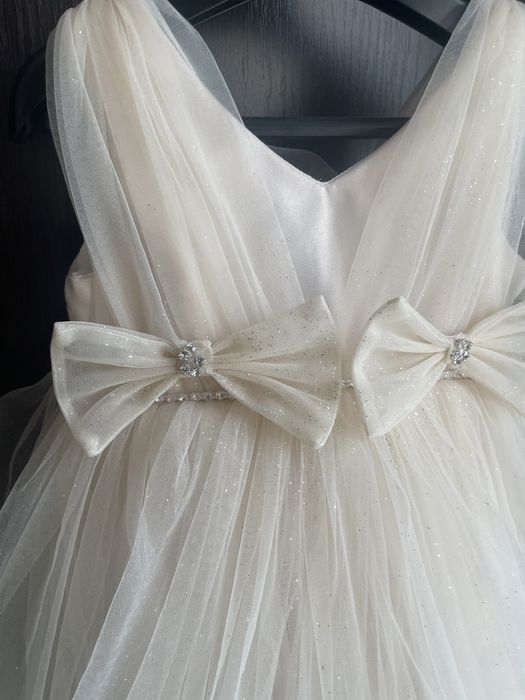 Нарядное платье на годик