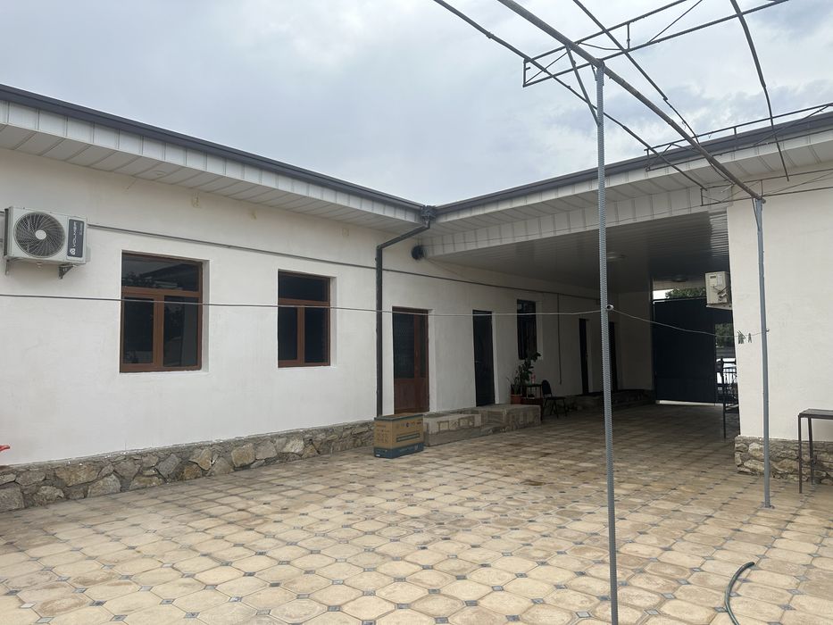 Когон шахарда участка тезда сотилади. городда( мостдан у томонда)