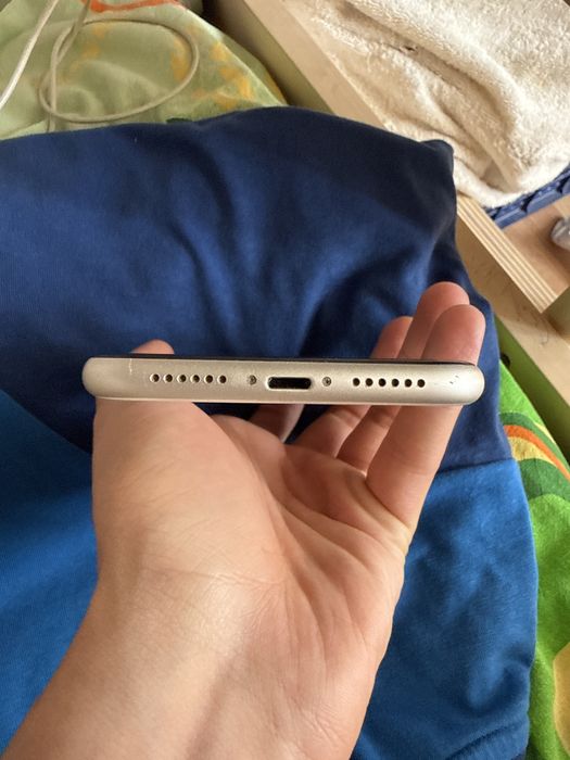 Iphone 11 128 гб.
