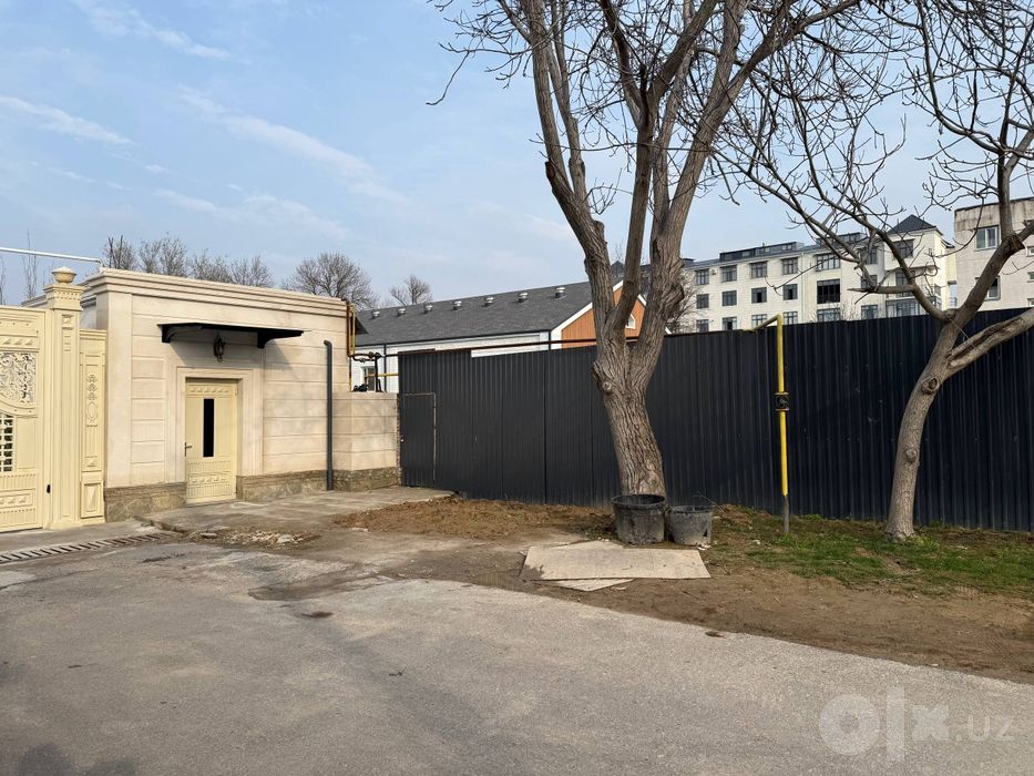 Продаётся ЗЕМЛЯ в Центре Луначарского 3.2-сотки, ровный участок