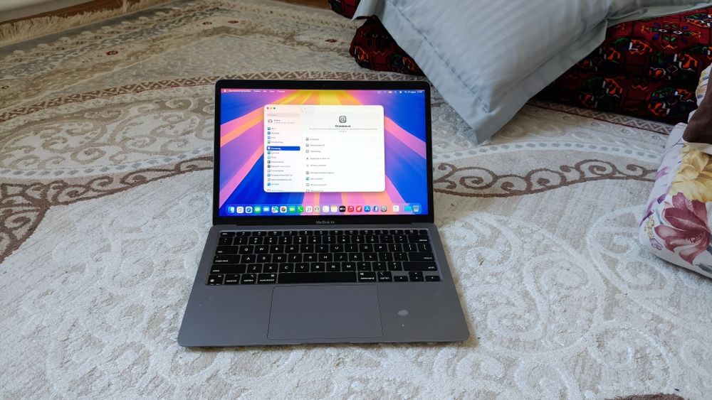 MacBook продам для