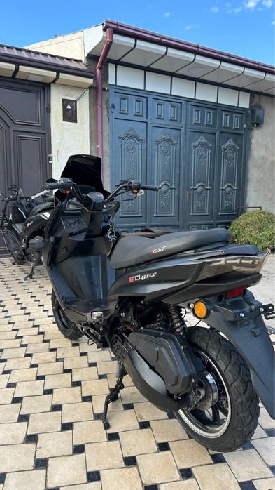 GST TIGER benzinli skuter