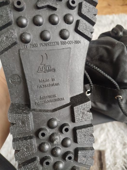 Продам сапоги.новые