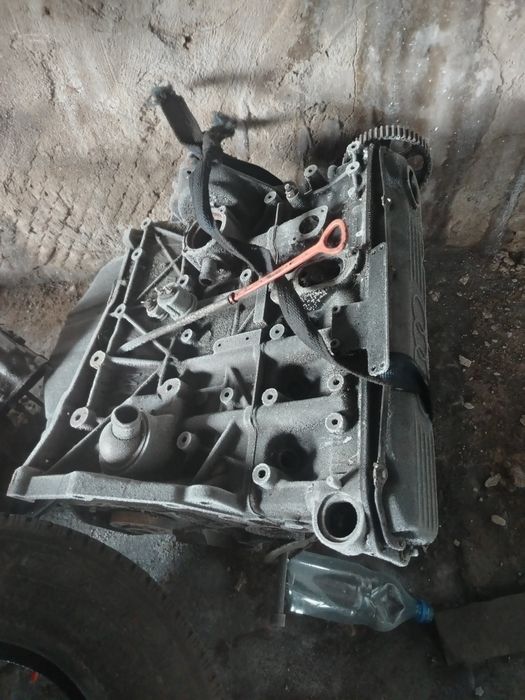 Продам двигатель от ауди 100 с4 2,3