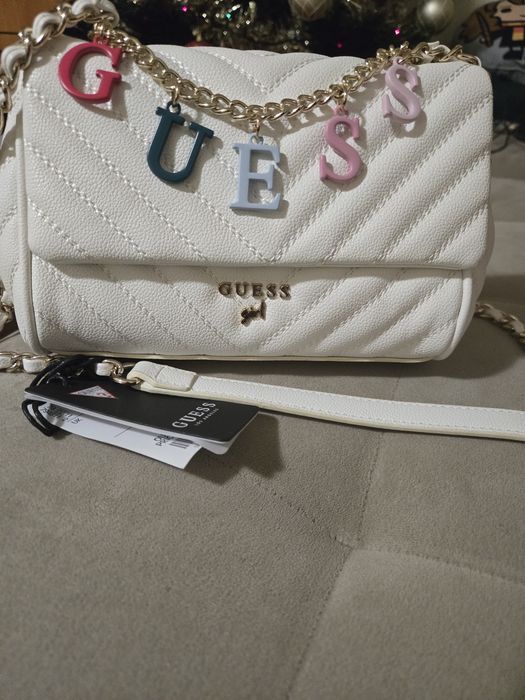 Чанта Guess за момиче