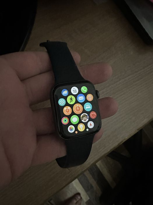Apple Watch SE 44mmСмарт часы оригинальные