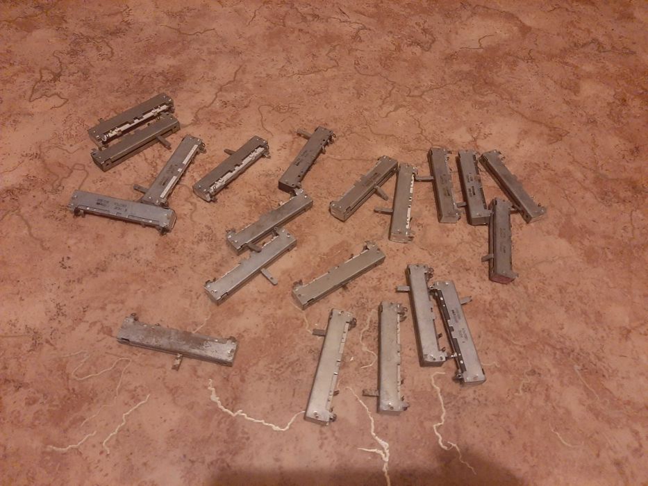 Переменные резисторы ползунковые СП3-23А