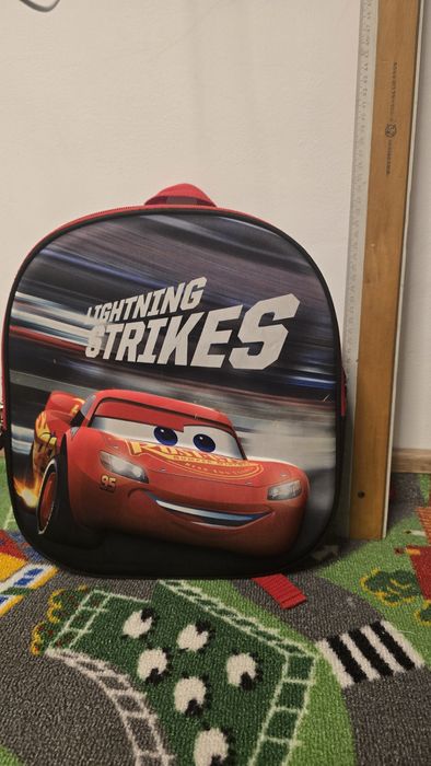 Ghiozdan Cars, Fulger McQueen