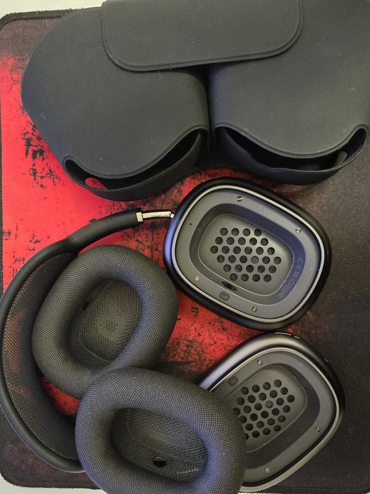 Продам наушники airpods max