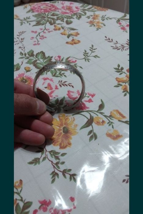 продам безык серебро