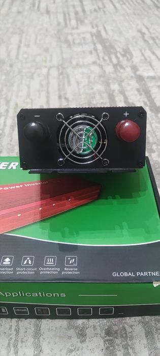 Инвертор 3кВт в авто 12В в 220В