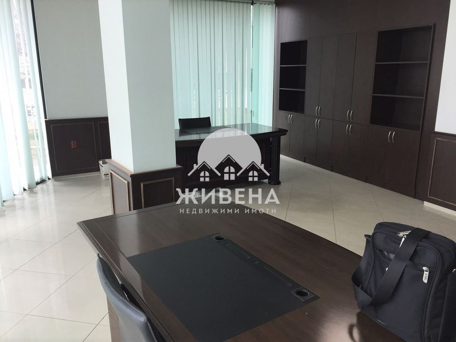 Офис до ХЕИ, Цветен квартал, гр. Варна