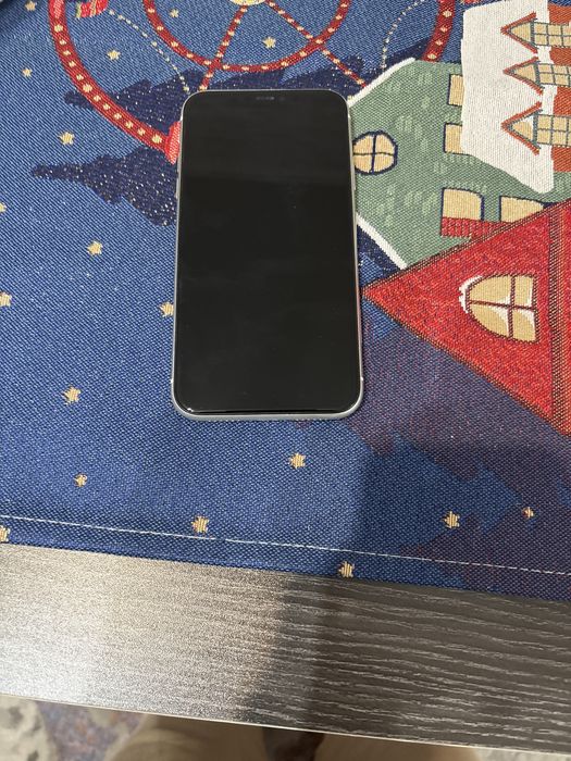 iPhone 11  без торга