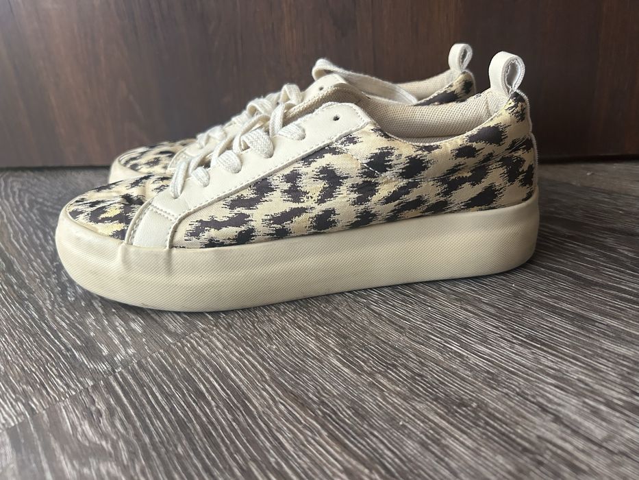 Дамски маратонки 3 чифта(30€)