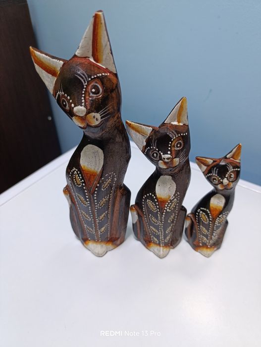 Дърворезба котета