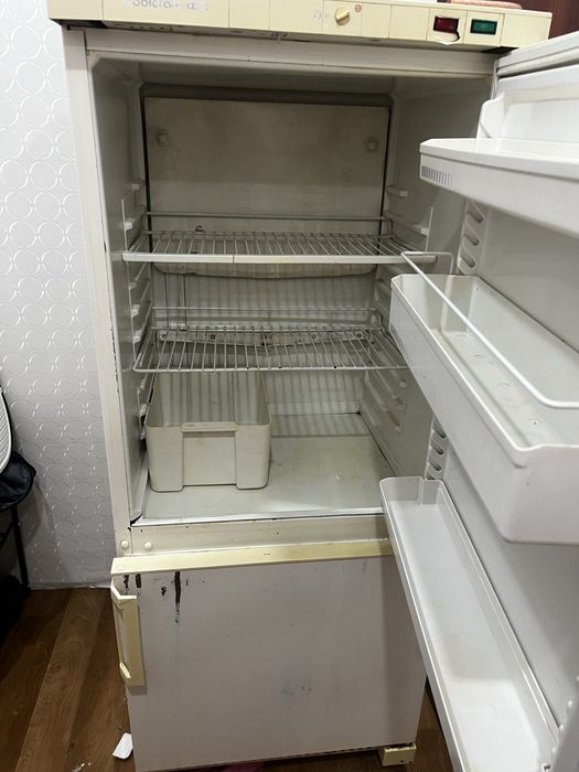 Продам холодил ник