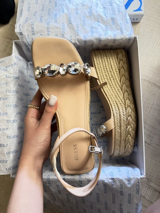 Сандали Guess Osia