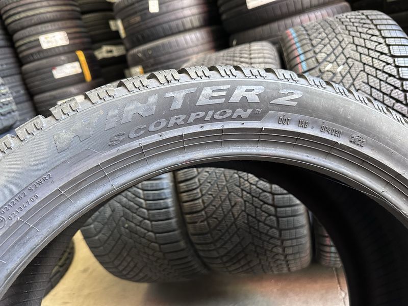 325/35/22//285/40/22 PIRELLI