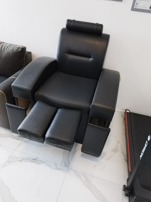 Стол за педикюр + табуретка