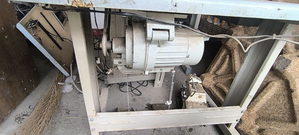 Оверлок Срочна сотилади