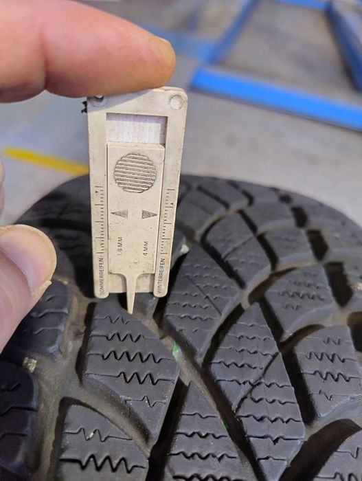 Оригинални алуминиеви джанти 16"