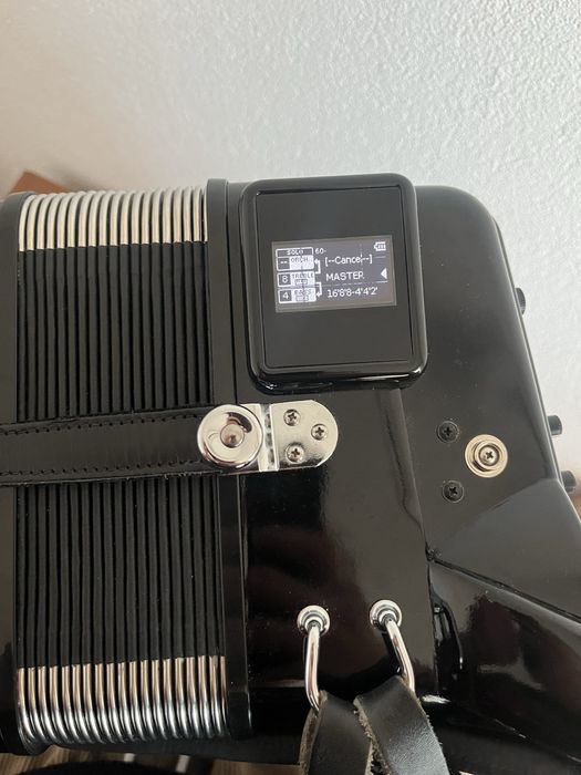 Акордеон Roland FR-7x БАРТЕР