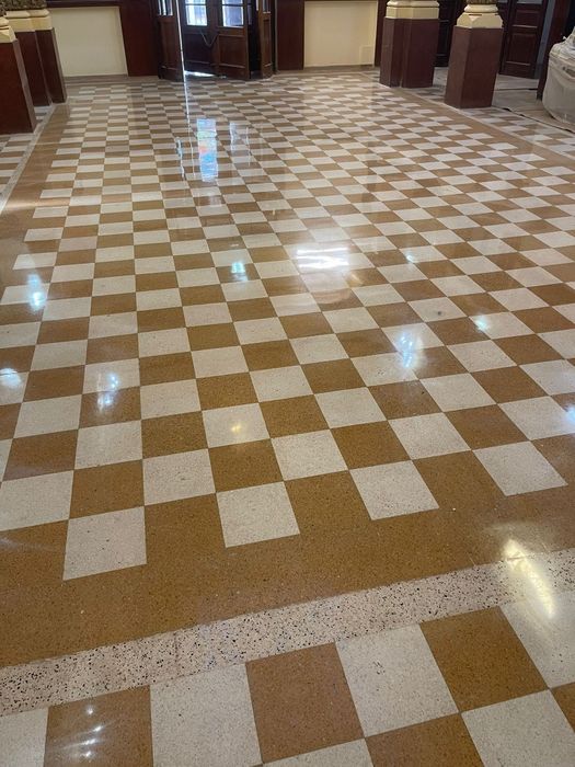 Slefuire, lustruire.marmura, travertin, granit și mozaic