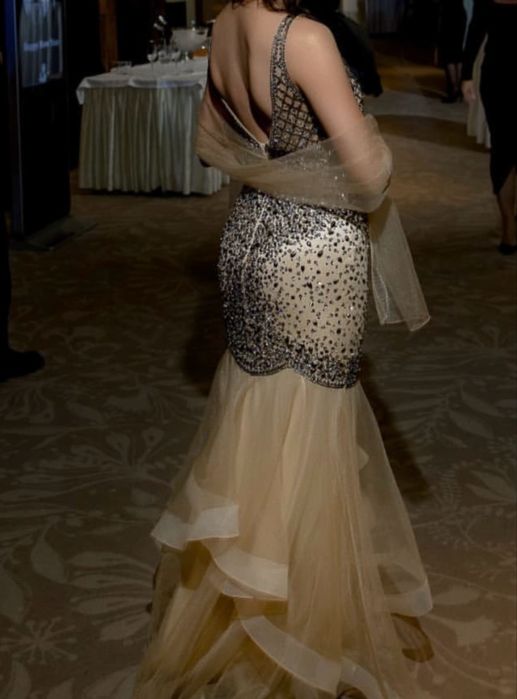 Продам вечернее платье