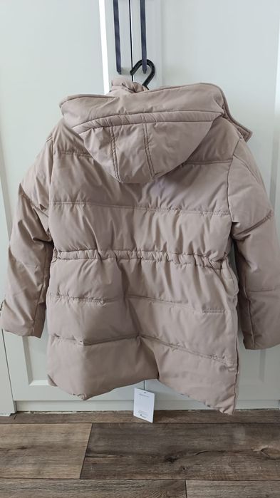 Продам женскую куртку