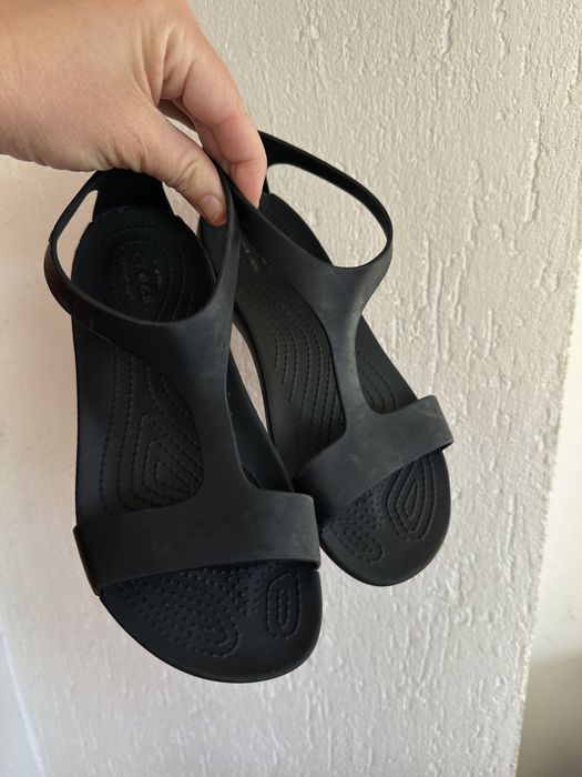 Crocs w6 сандали (36 размер)