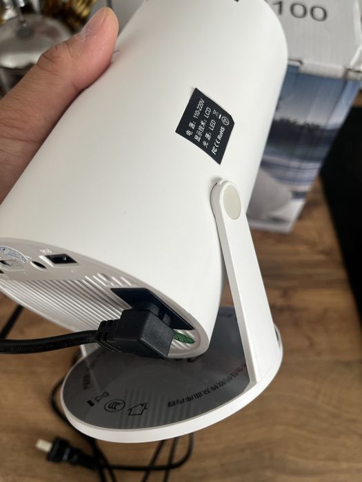 Проектор YC100 FullHD