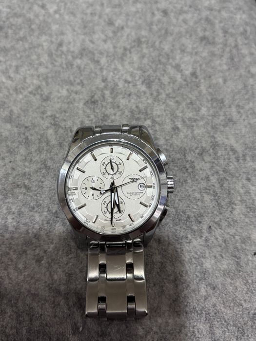 Часы швейцарские Tissot