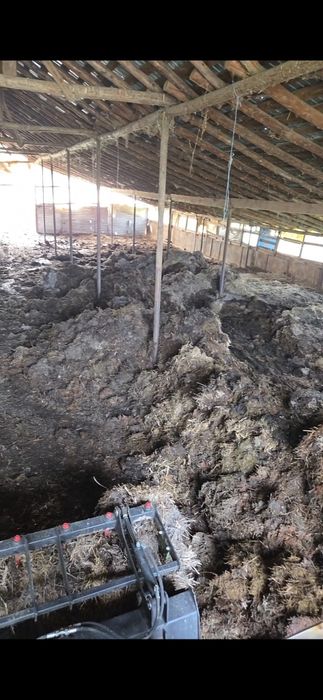 Incarc gunoi Scot gunoi incarc baloti