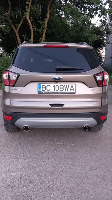 FORD Kuga 2020 — imagine 3