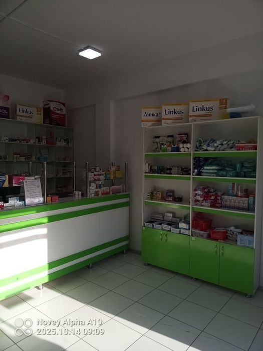 Dorixona mebellari sotiladi. Narhi kelishiladi